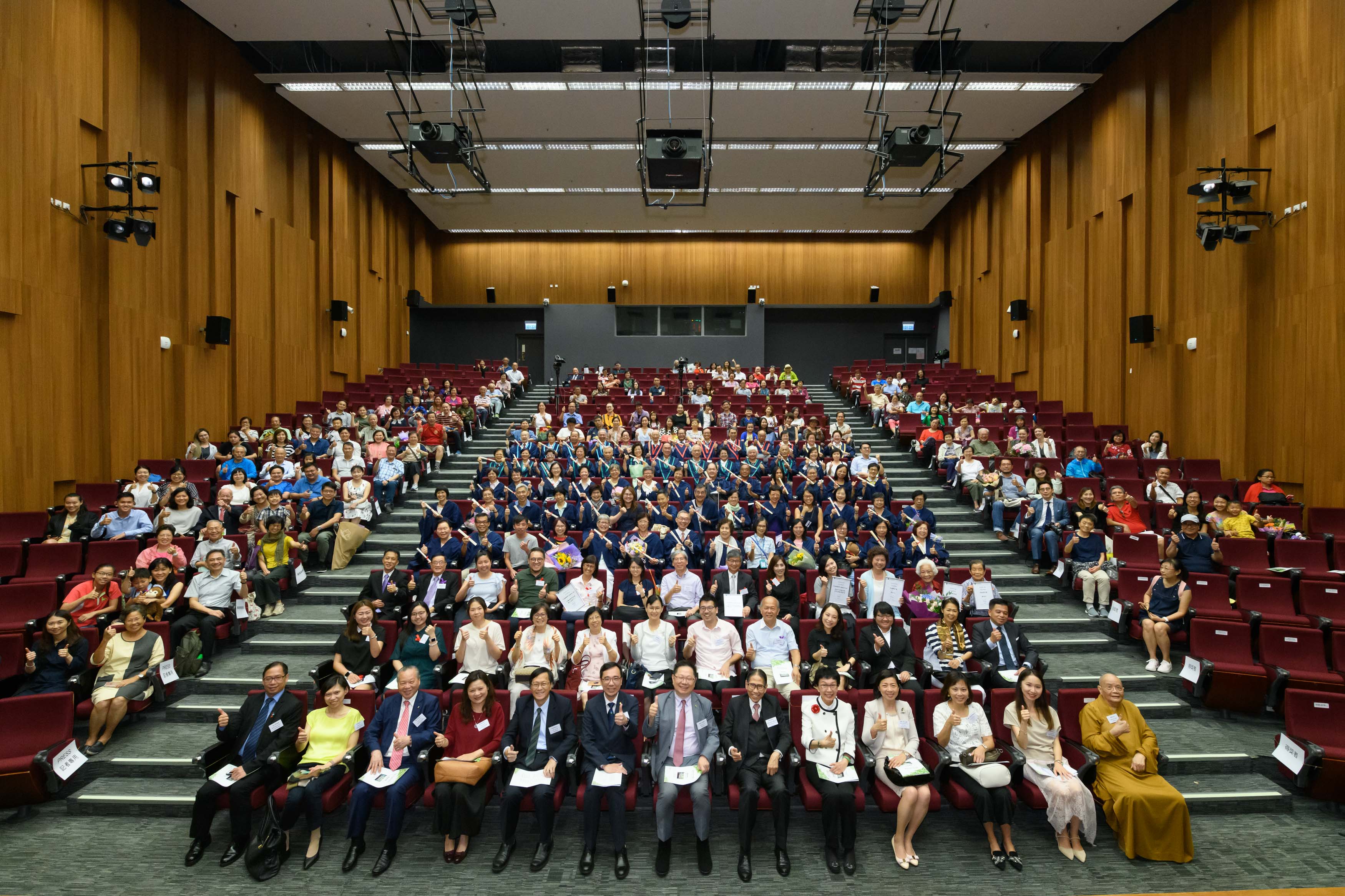 120 students received Lifelong Learning Certificates at the 9th graduation ceremony of the Elder Academy of the Open University of Hong Kong